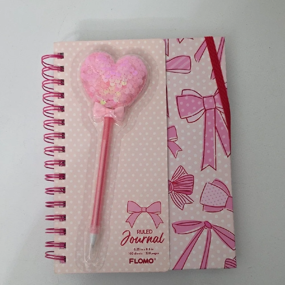 Flomo Pink Heart Journal and Pen Set, NWT